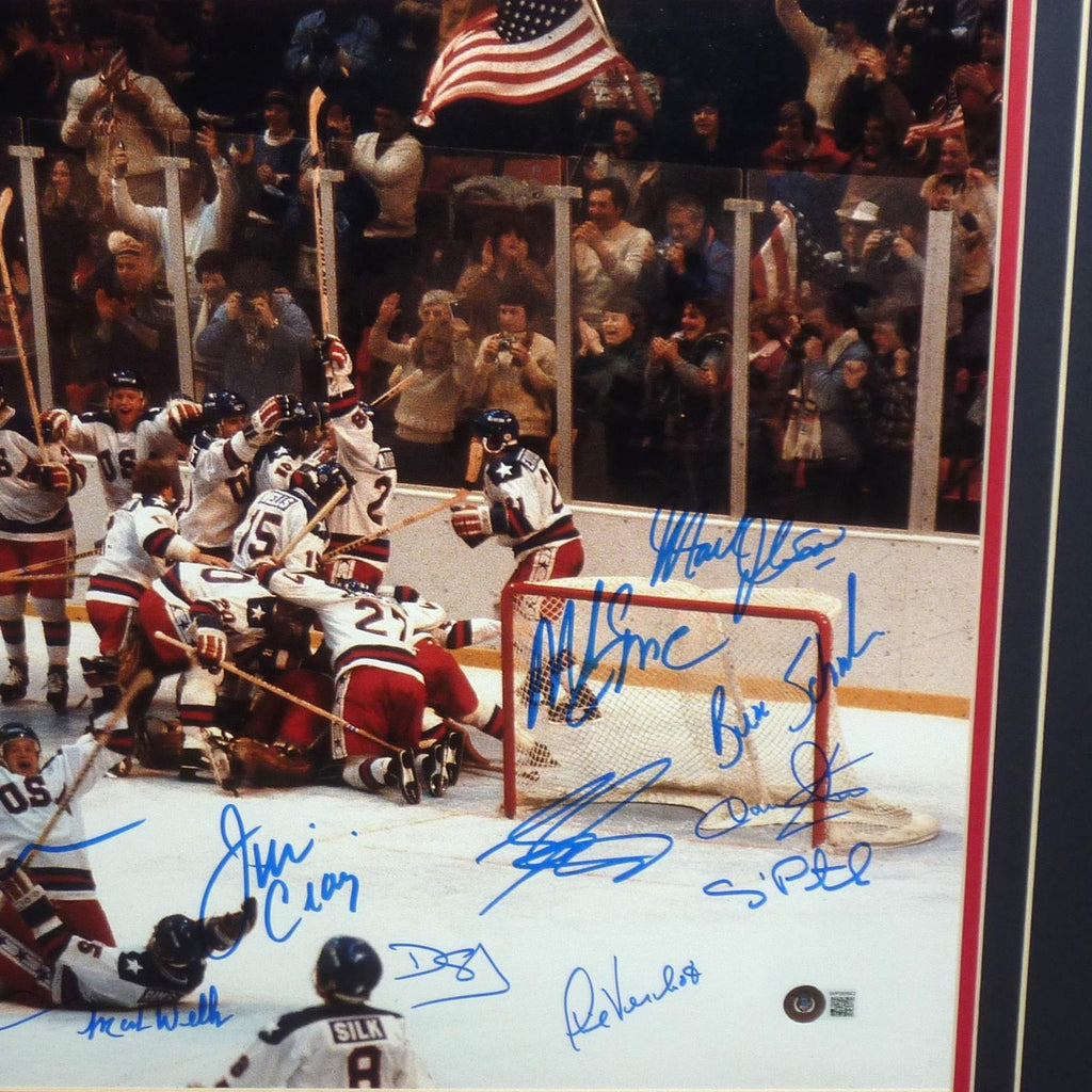 1980 U.S. Olympic Hockey Team Autographed (Miracle On Ice) Deluxe Framed 16x20 Photo - 18 Team Member Signatures - Beckett Witnessed